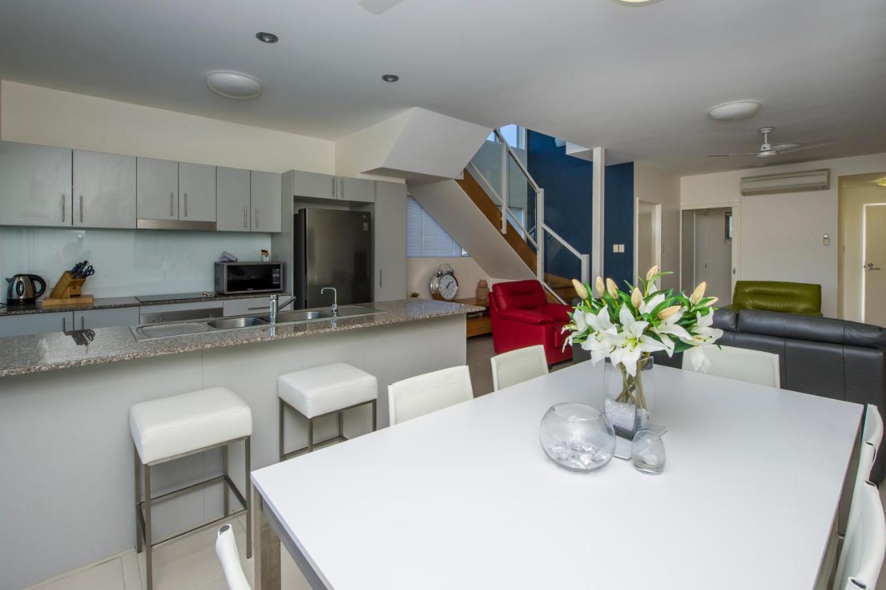 Beachside Magnetic Harbour Apartments Nelly Bay Exterior foto
