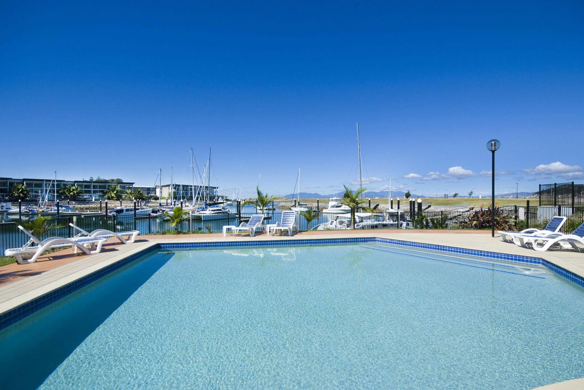 Beachside Magnetic Harbour Apartments Nelly Bay Exterior foto